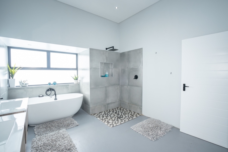 3 Bedroom Property for Sale in Olifantskop Western Cape